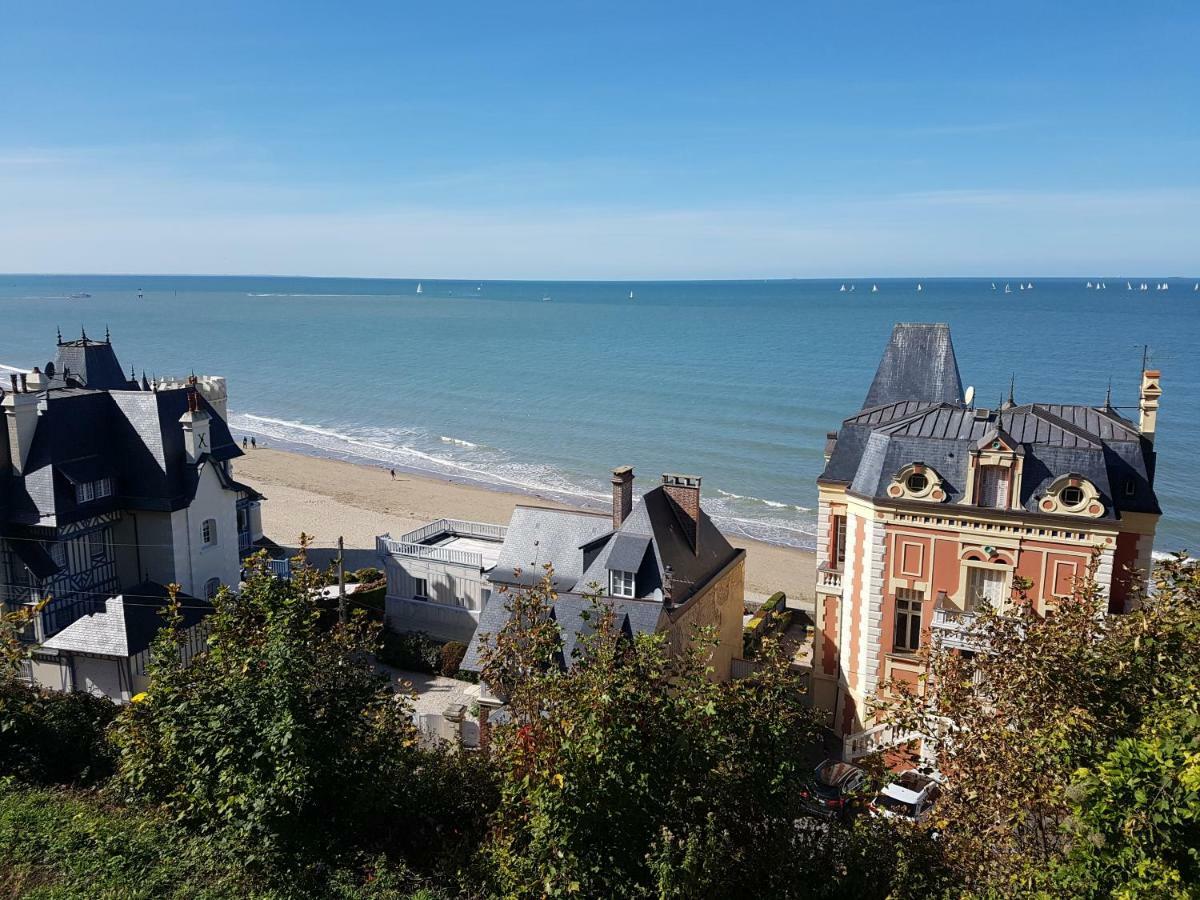 Duplex 50 M2 Au Pied Des Planches Apartment Trouville-sur-Mer Exterior foto